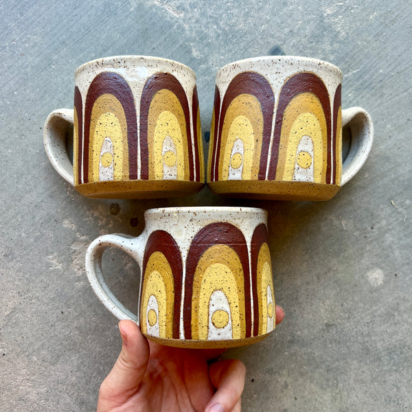 Retro Arches Mug